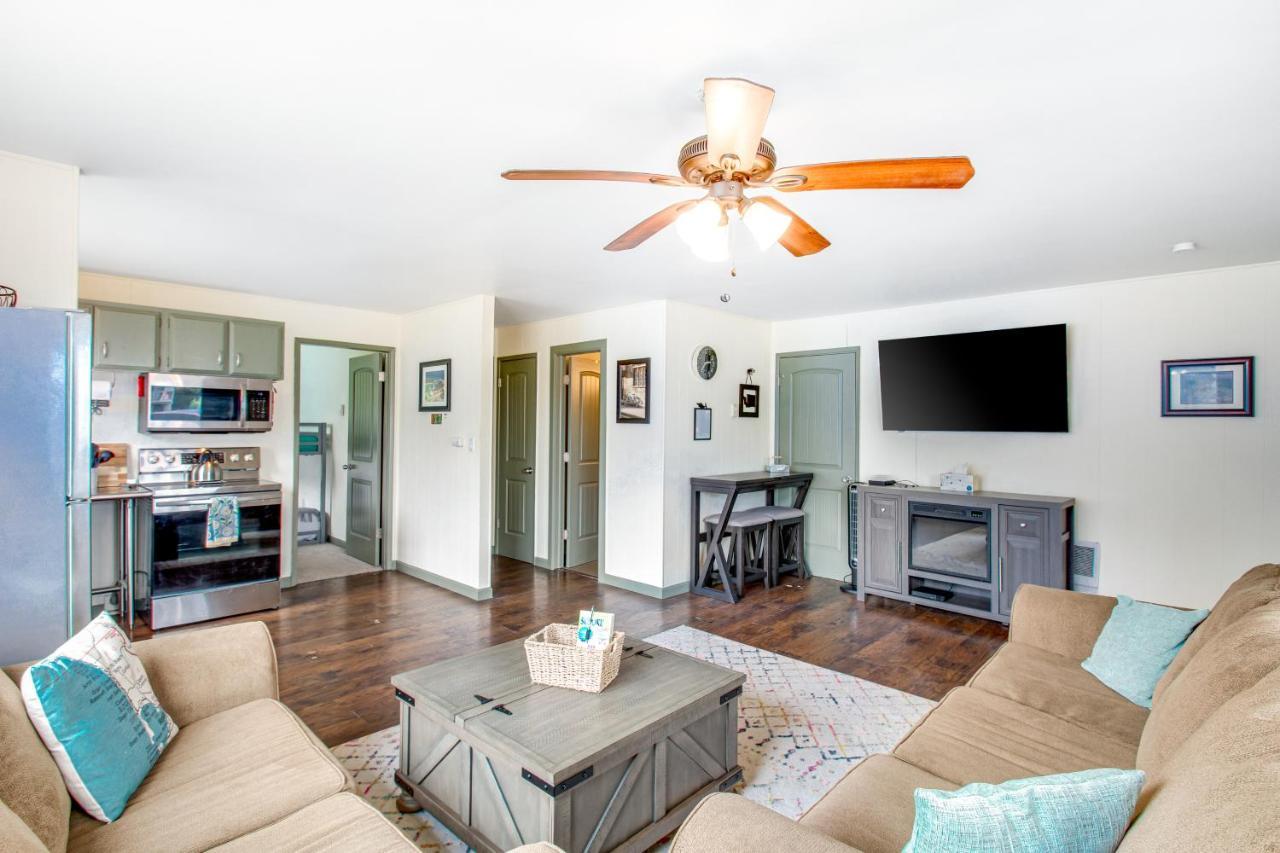 Apartamento Ocean Breeze & Clam Pad Ocean Shores Exterior foto