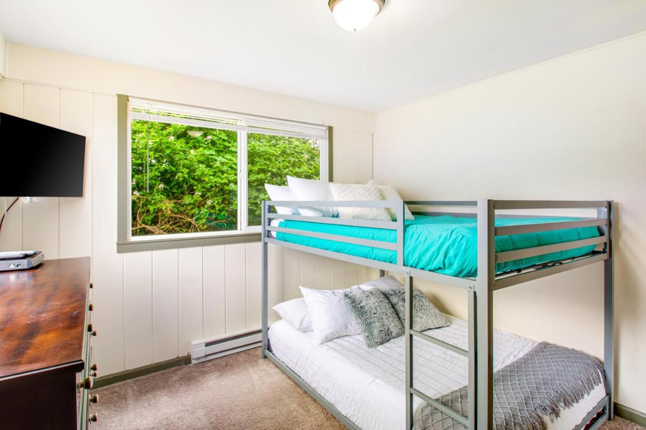 Apartamento Ocean Breeze & Clam Pad Ocean Shores Exterior foto